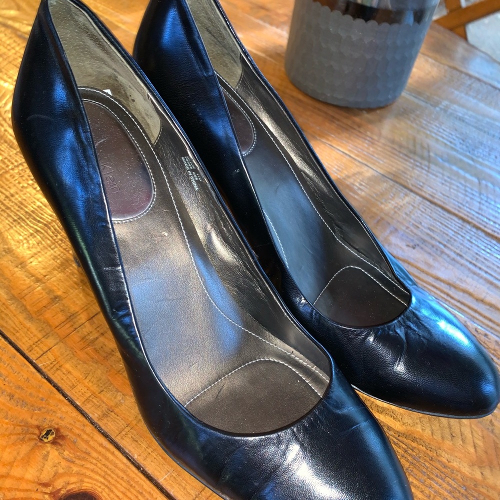 Calvin Klein Olive Heel